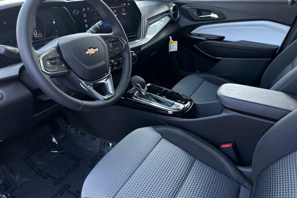 new 2025 Chevrolet Trax car, priced at $24,230