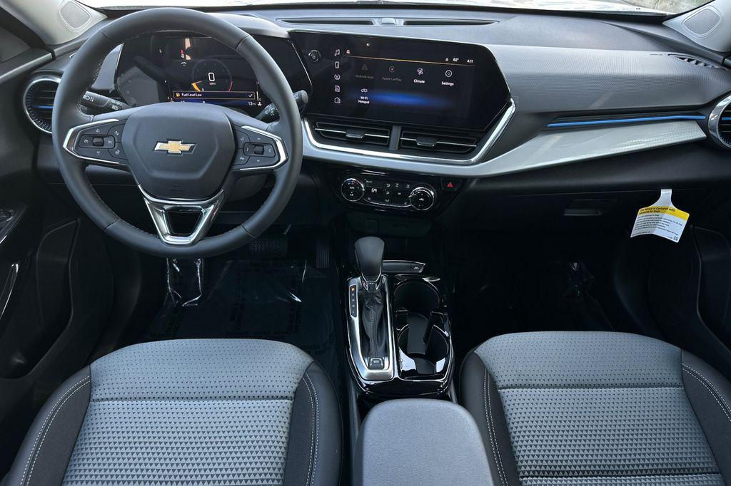 new 2025 Chevrolet Trax car, priced at $24,230
