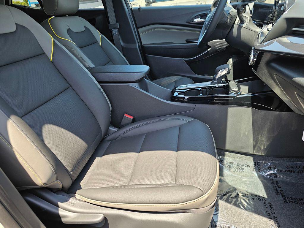 new 2026 Chevrolet Trax car, priced at $25,990