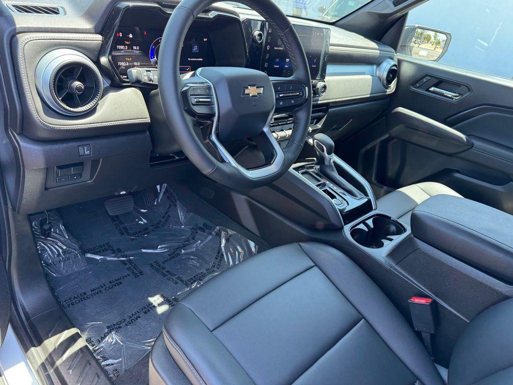 new 2025 Chevrolet Colorado car, priced at $34,560