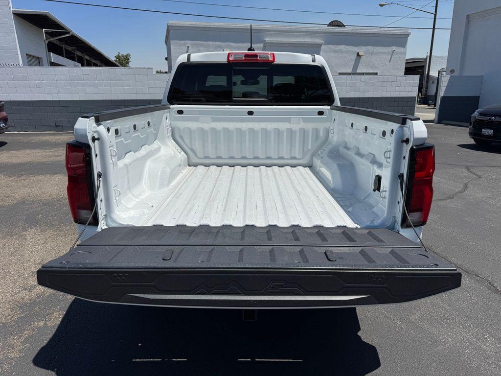 new 2025 Chevrolet Colorado car, priced at $34,560