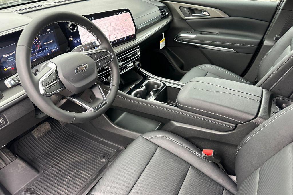 new 2026 Chevrolet Traverse car, priced at $46,130