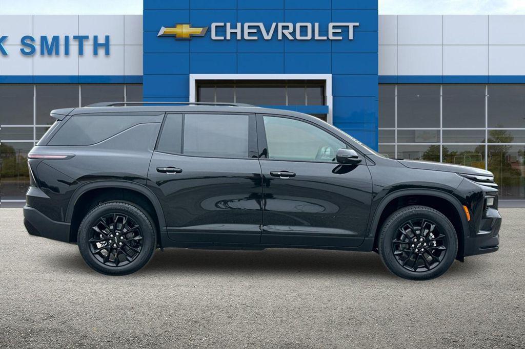 new 2026 Chevrolet Traverse car, priced at $46,130