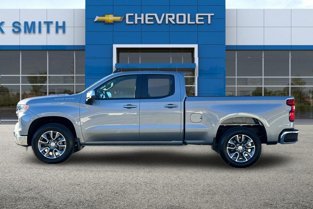 new 2026 Chevrolet Silverado 1500 car, priced at $43,995