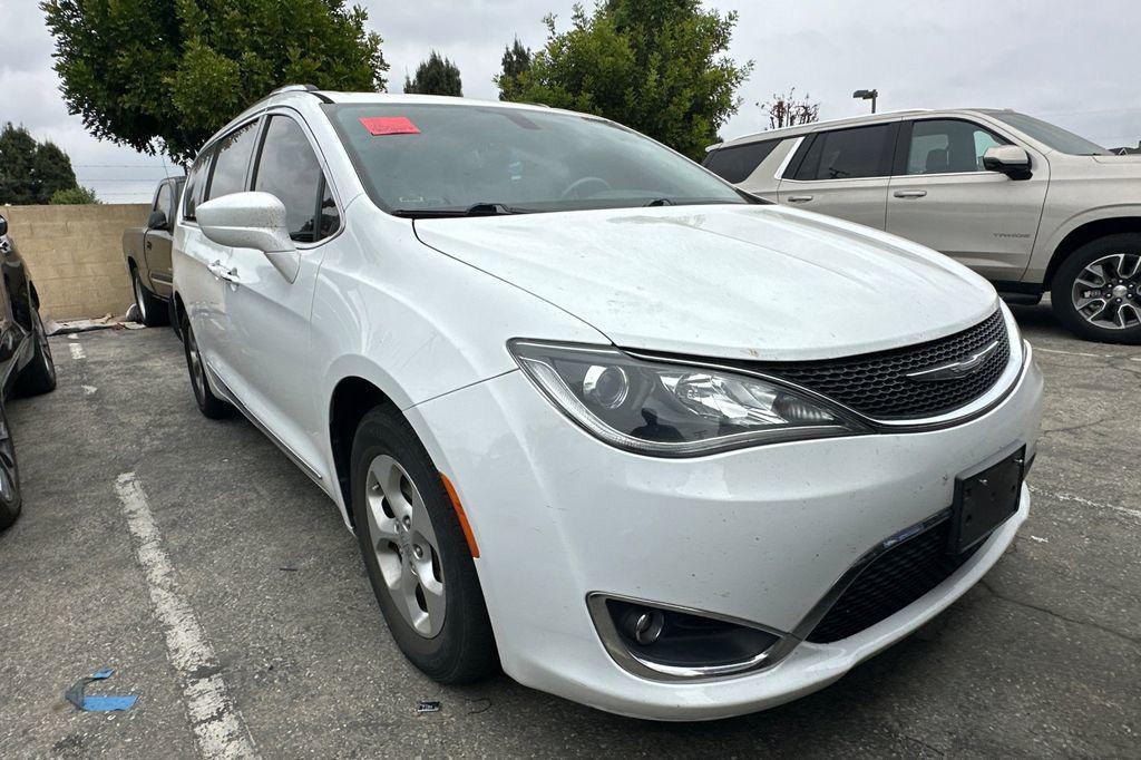 used 2017 Chrysler Pacifica car, priced at $16,995