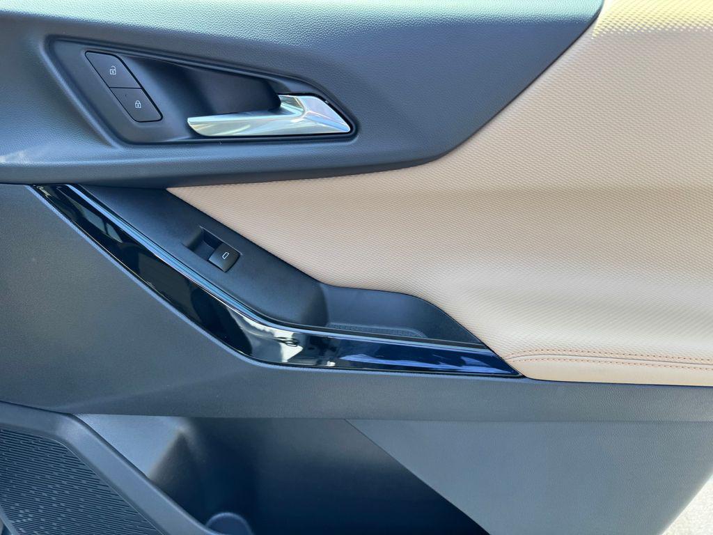 new 2026 Chevrolet Equinox car, priced at $36,055