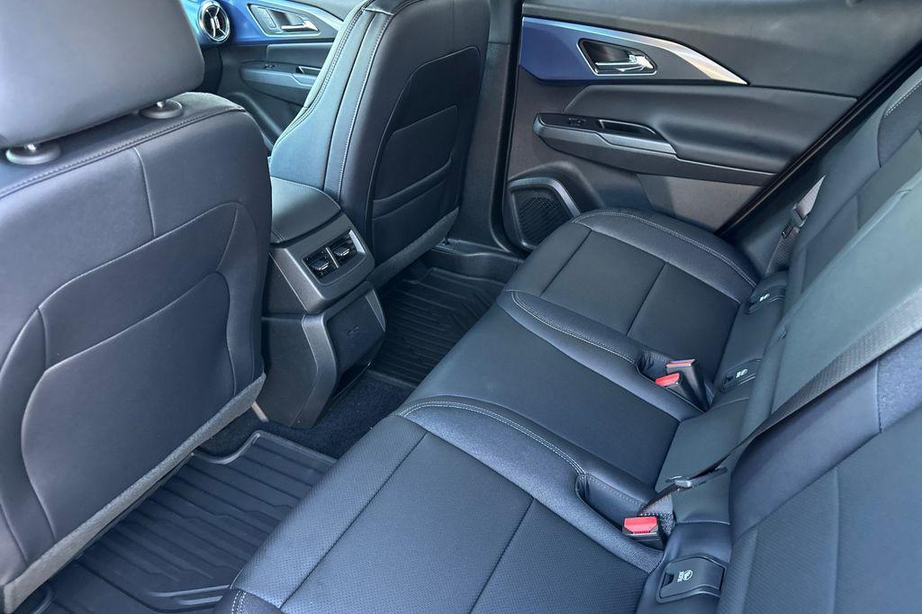 new 2026 Chevrolet Equinox EV car, priced at $33,840