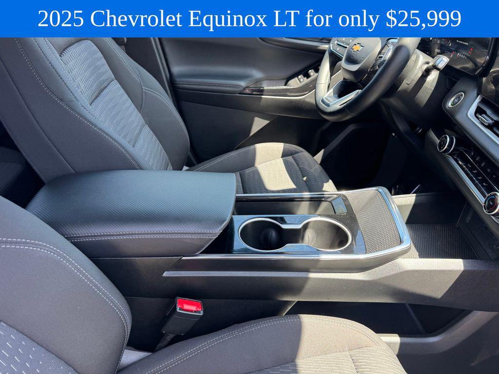 used 2025 Chevrolet Equinox car, priced at $25,999