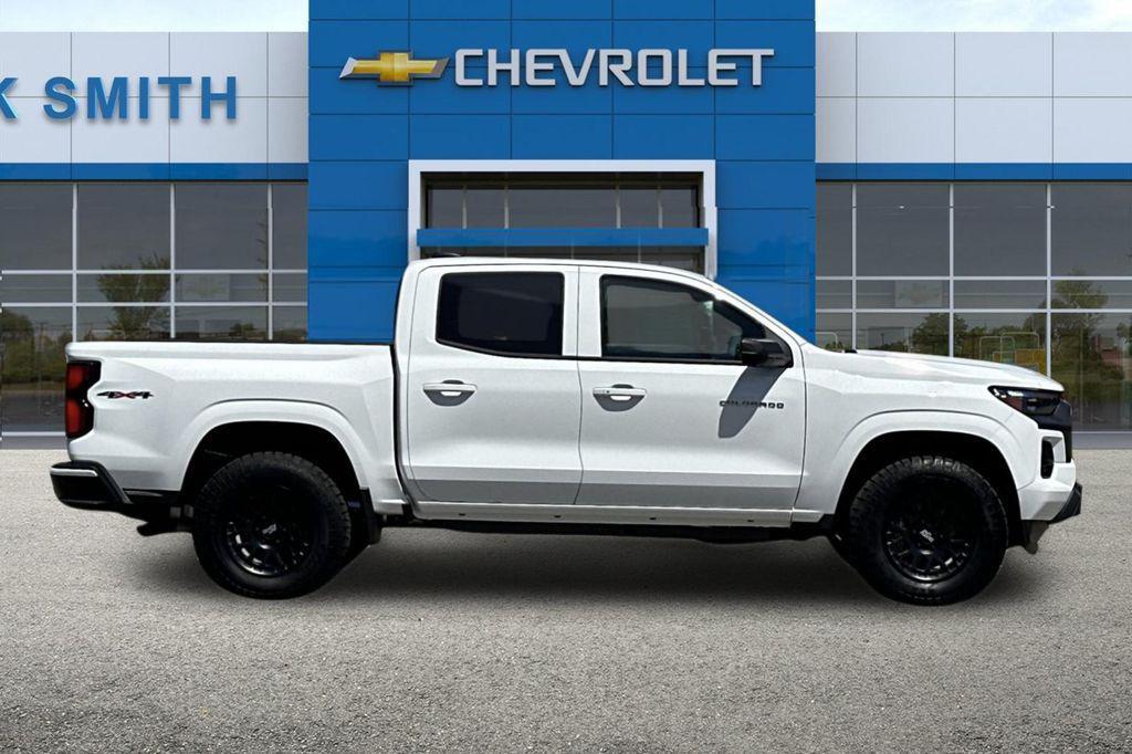 new 2025 Chevrolet Colorado car, priced at $41,555