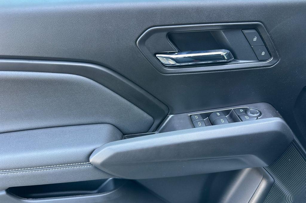 new 2025 Chevrolet Colorado car, priced at $41,555