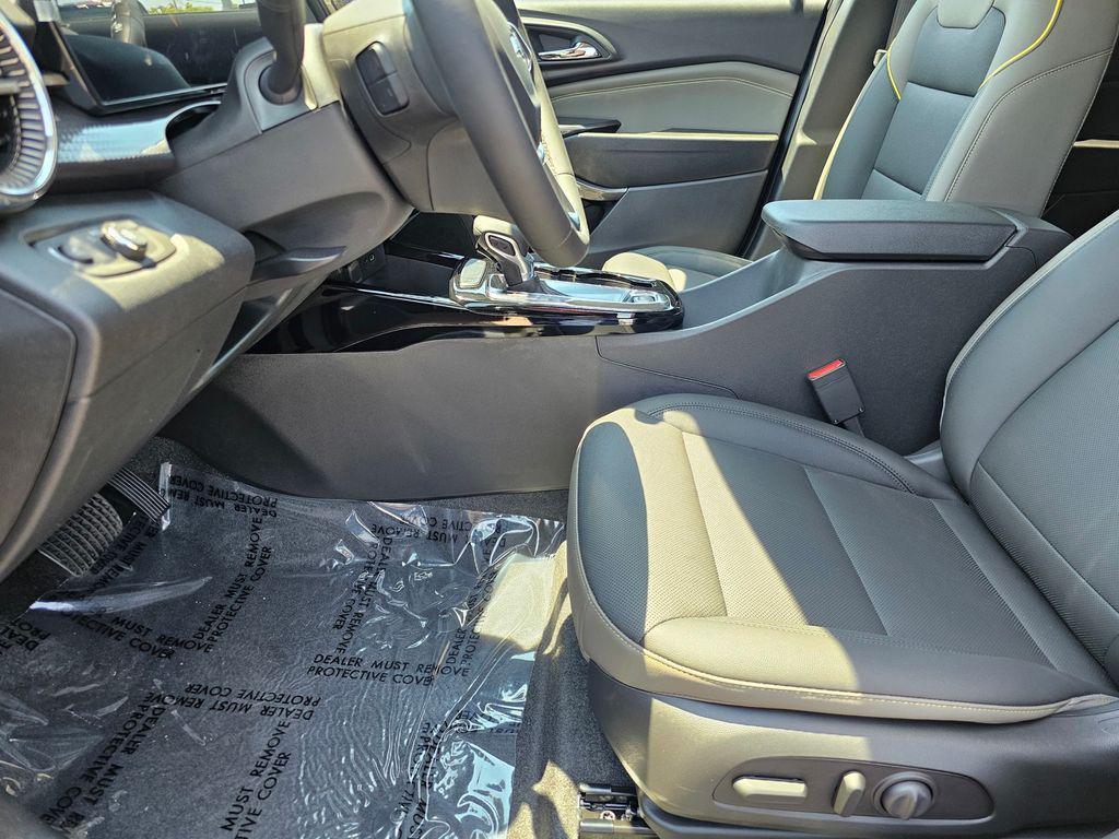 new 2026 Chevrolet Trax car, priced at $25,990