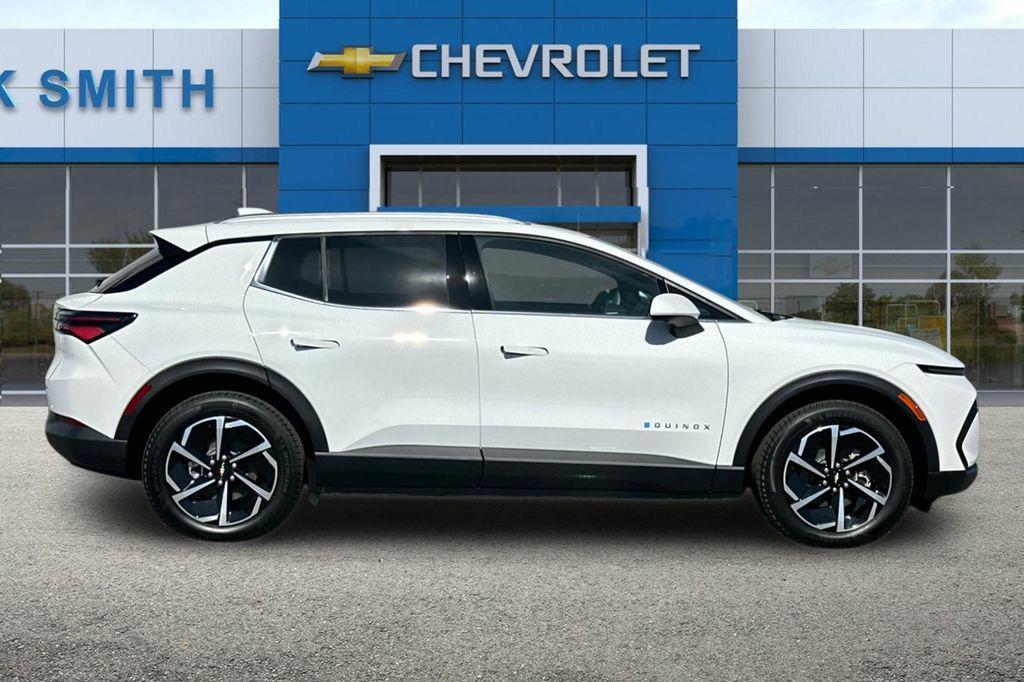 new 2026 Chevrolet Equinox EV car, priced at $39,345