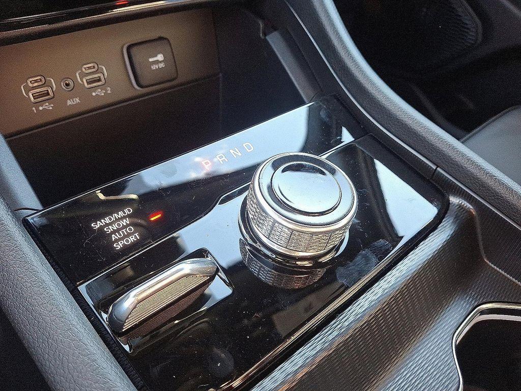 new 2025 Jeep Grand Cherokee car, priced at $49,625