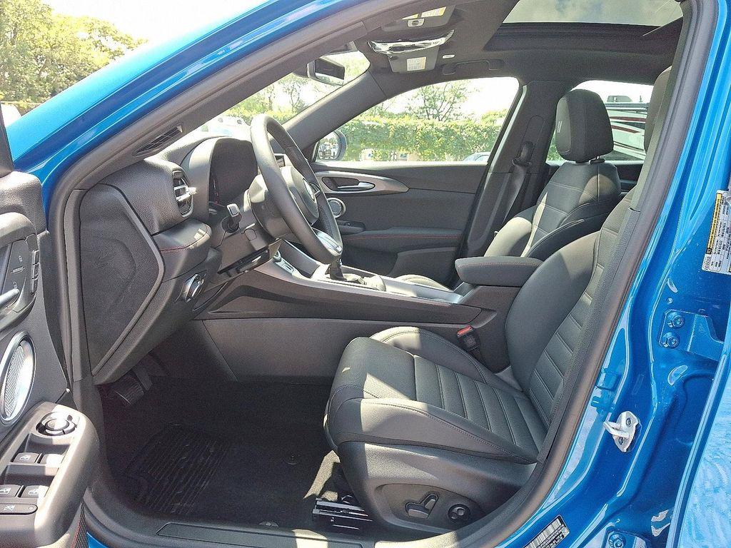 new 2025 Dodge Hornet car, priced at $39,999