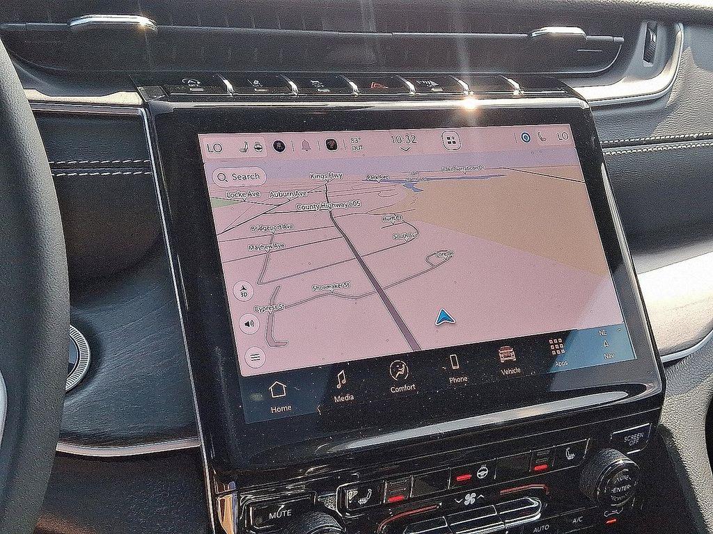 new 2025 Jeep Grand Cherokee car, priced at $52,199