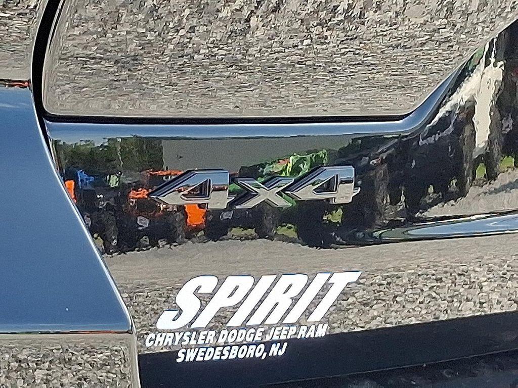 new 2025 Jeep Grand Cherokee car, priced at $52,199