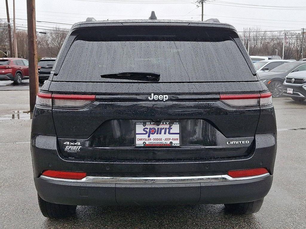 used 2024 Jeep Grand Cherokee car, priced at $28,500