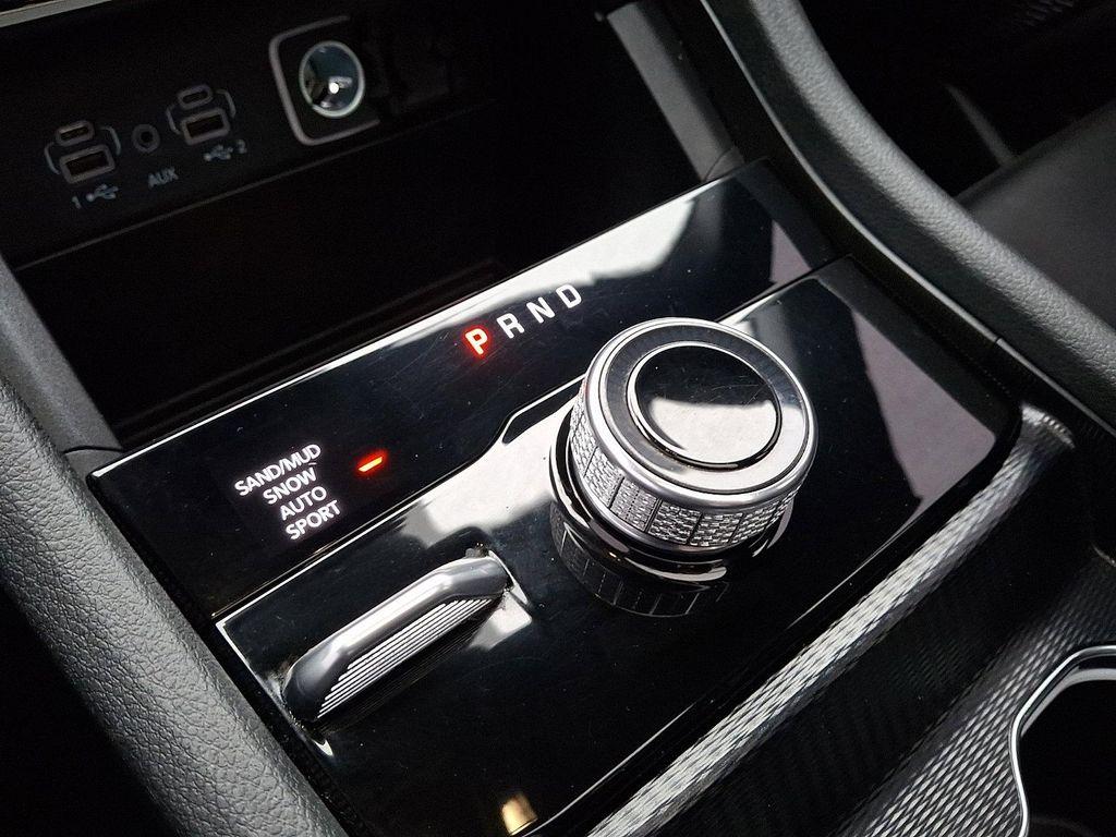 used 2024 Jeep Grand Cherokee car, priced at $28,500