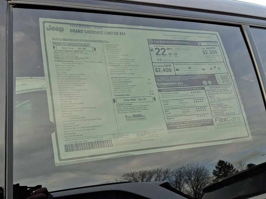new 2025 Jeep Grand Cherokee car, priced at $52,199