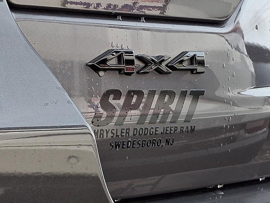 new 2025 Jeep Grand Cherokee car, priced at $52,199