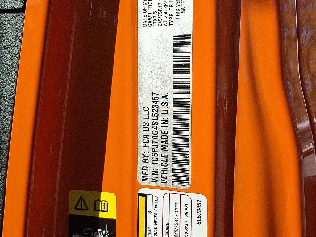 new 2025 Jeep Gladiator car, priced at $47,115