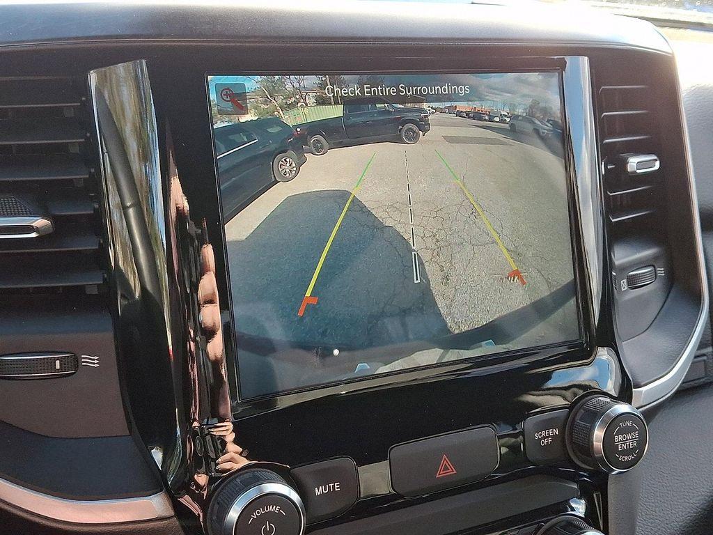 used 2022 Ram 1500 car, priced at $32,000