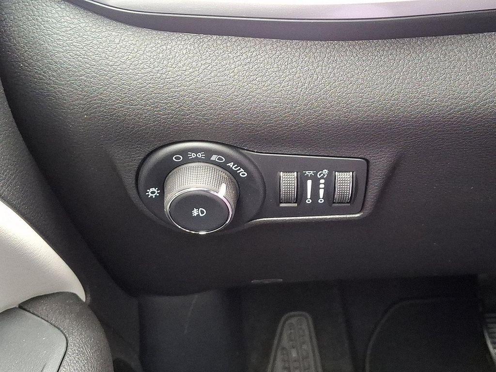 new 2026 Jeep Compass car, priced at $37,999