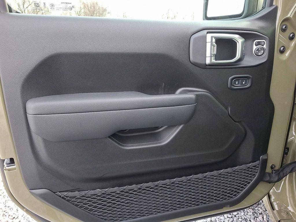 new 2026 Jeep Wrangler car, priced at $45,999