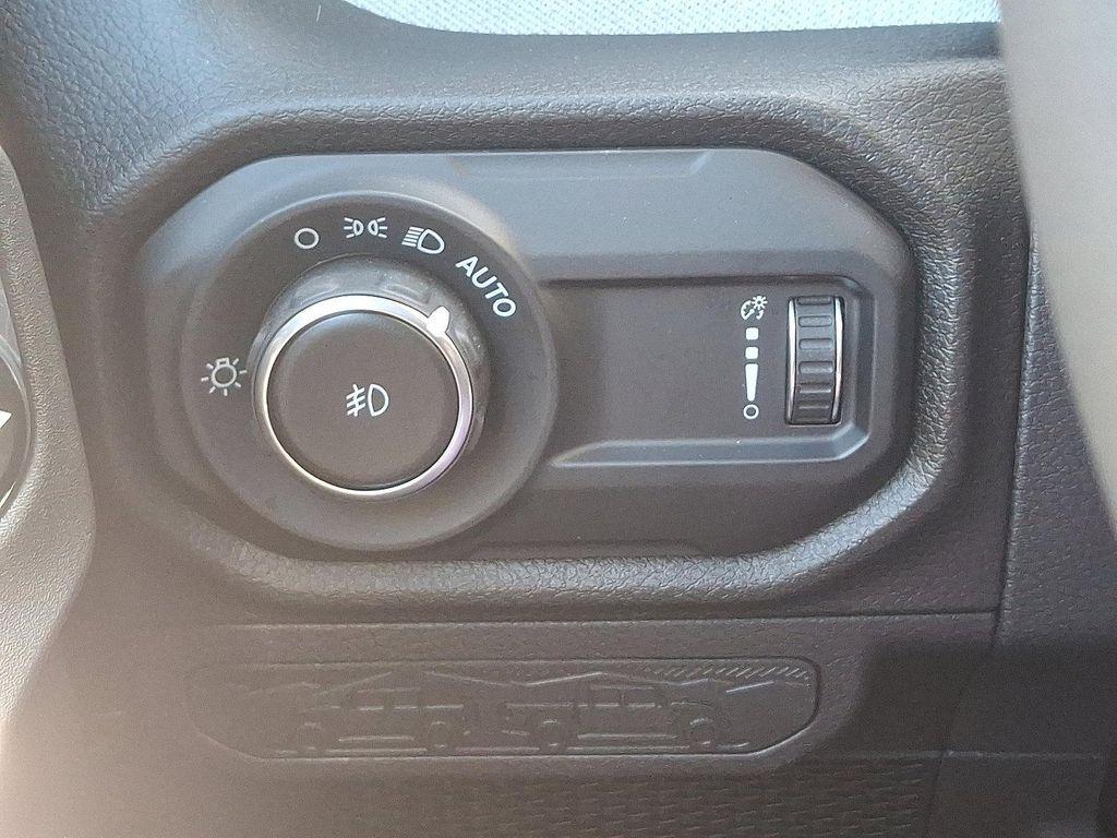 new 2025 Jeep Wrangler car, priced at $42,215