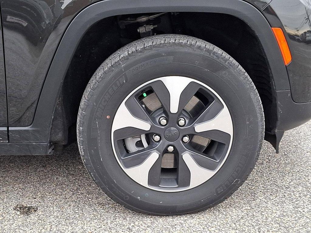 used 2024 Jeep Grand Cherokee 4xe car, priced at $33,000