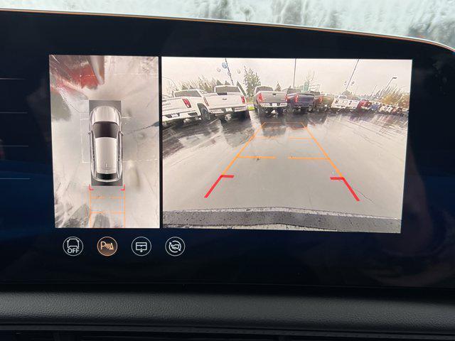 new 2025 Cadillac OPTIQ car, priced at $51,997