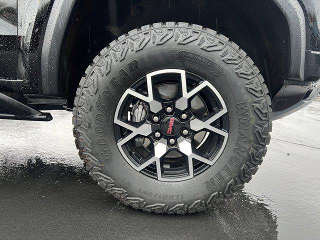 used 2024 GMC Canyon car, priced at $45,997