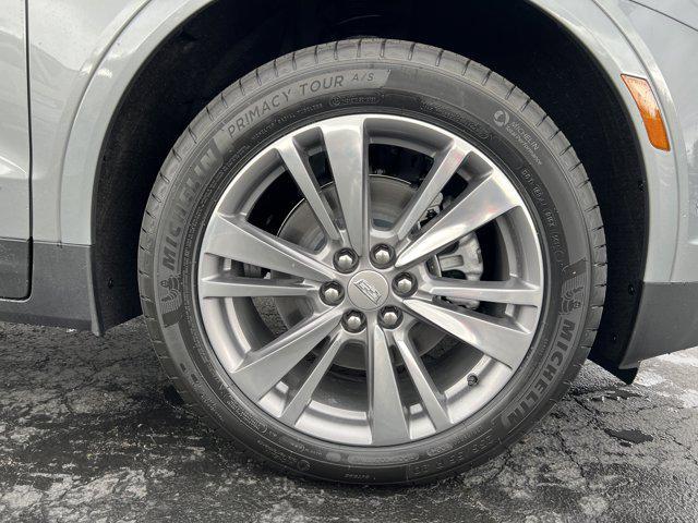 new 2026 Cadillac XT5 car, priced at $55,997