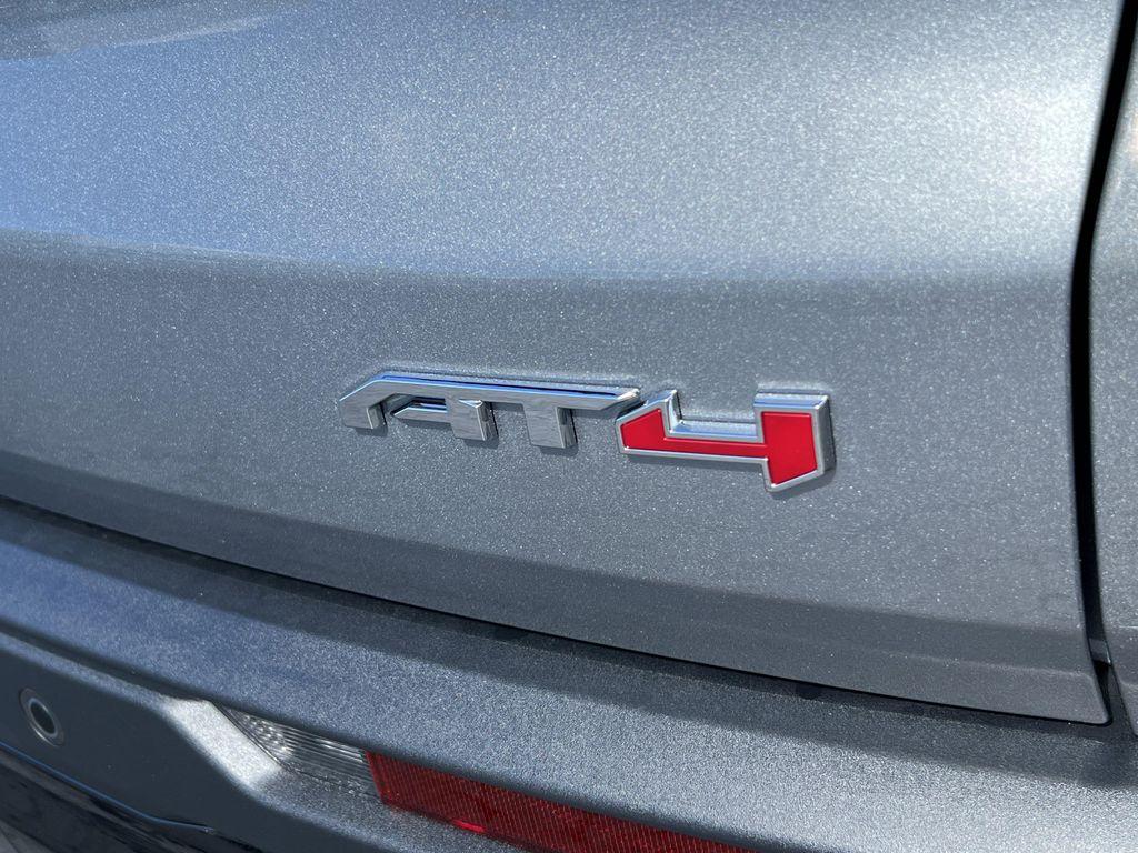 new 2026 GMC Acadia car, priced at $52,197