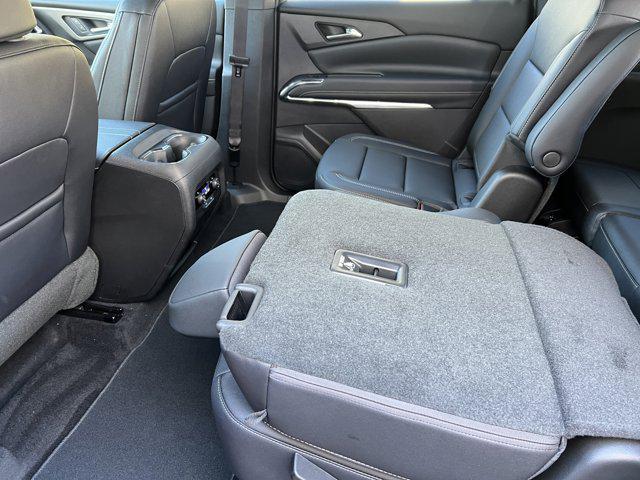 new 2026 Chevrolet Traverse car, priced at $43,997