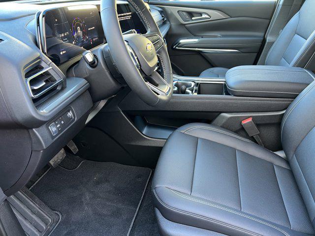 new 2026 Chevrolet Traverse car, priced at $43,997