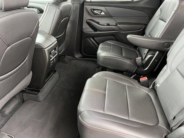 used 2023 Chevrolet Traverse car, priced at $33,697