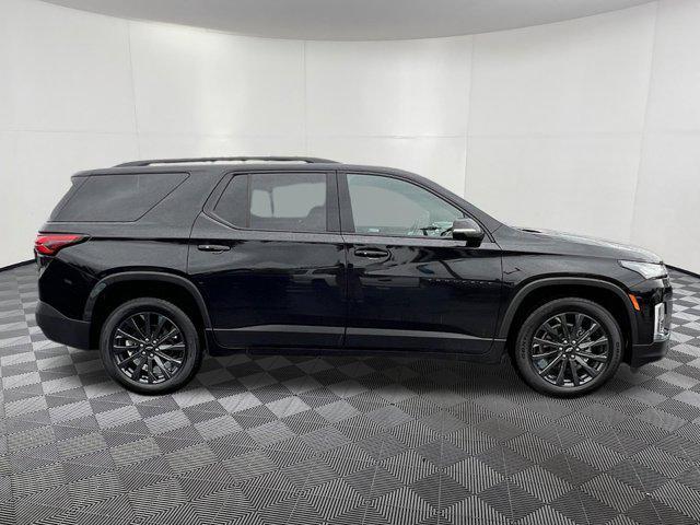 used 2023 Chevrolet Traverse car, priced at $33,697