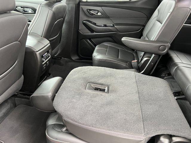 used 2023 Chevrolet Traverse car, priced at $33,697