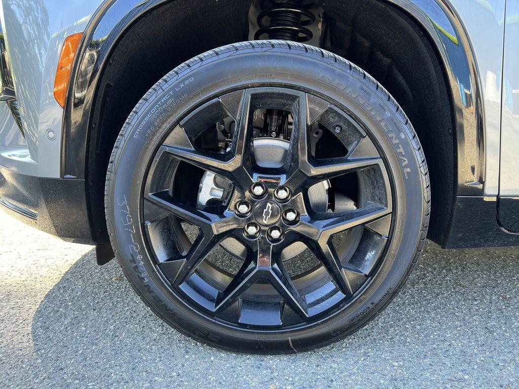 new 2026 Chevrolet Traverse car, priced at $56,197