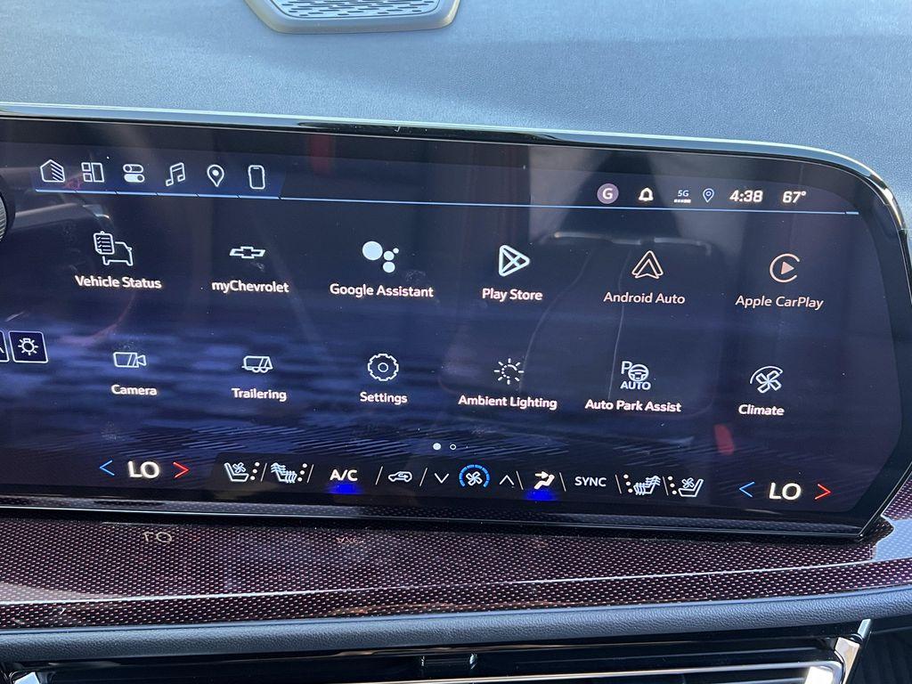 new 2026 Chevrolet Traverse car, priced at $56,197