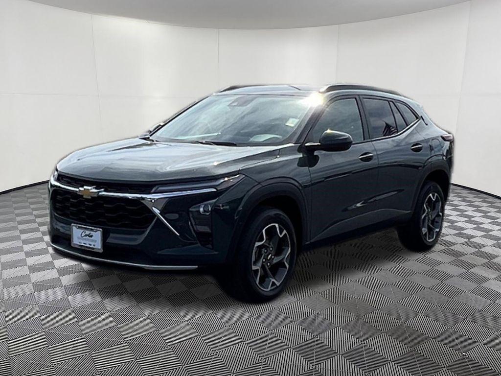 used 2025 Chevrolet Trax car, priced at $20,197