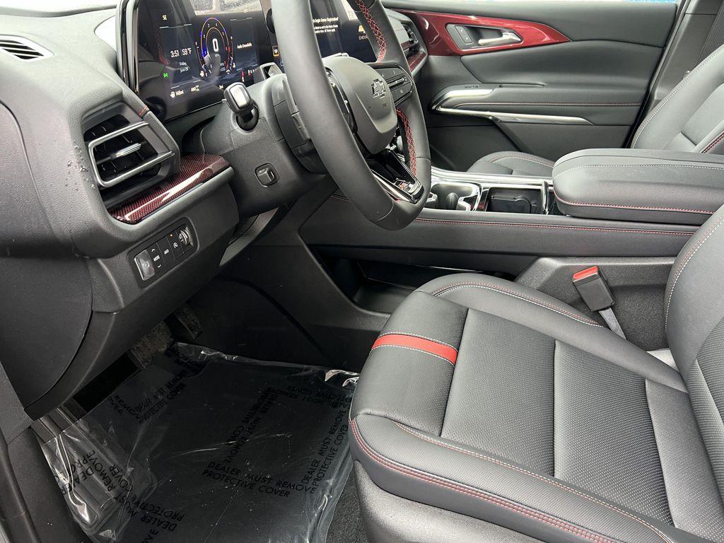 new 2026 Chevrolet Traverse car, priced at $56,177