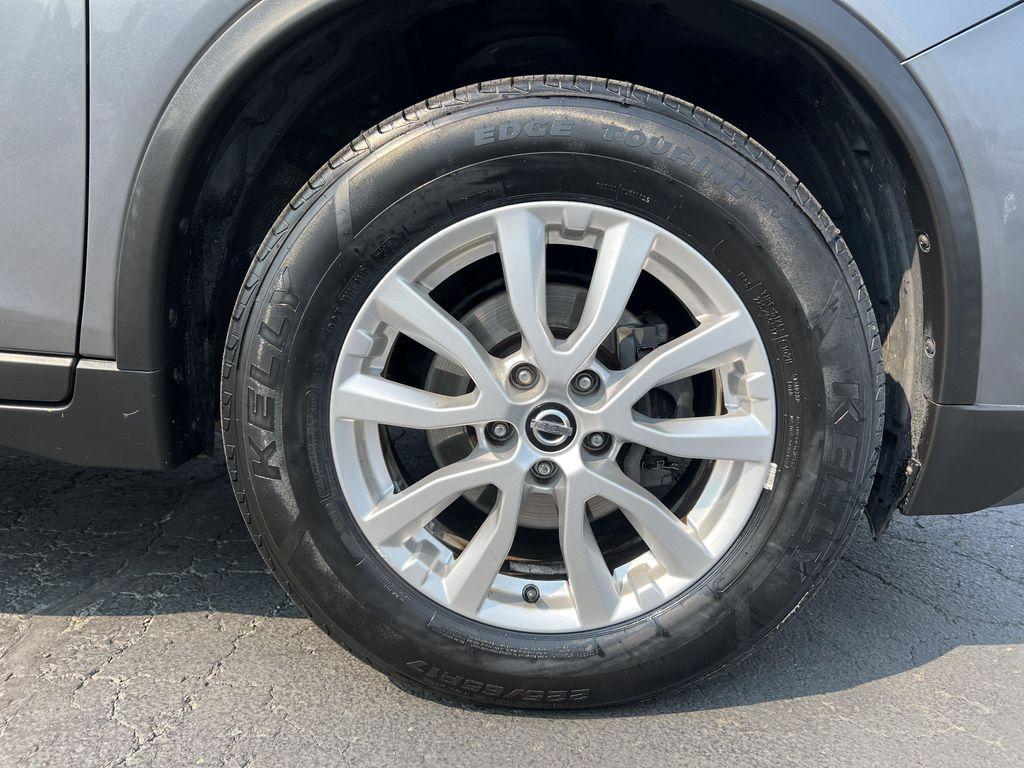 used 2017 Nissan Rogue car, priced at $8,797