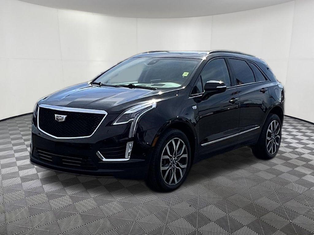 used 2021 Cadillac XT5 car, priced at $30,197