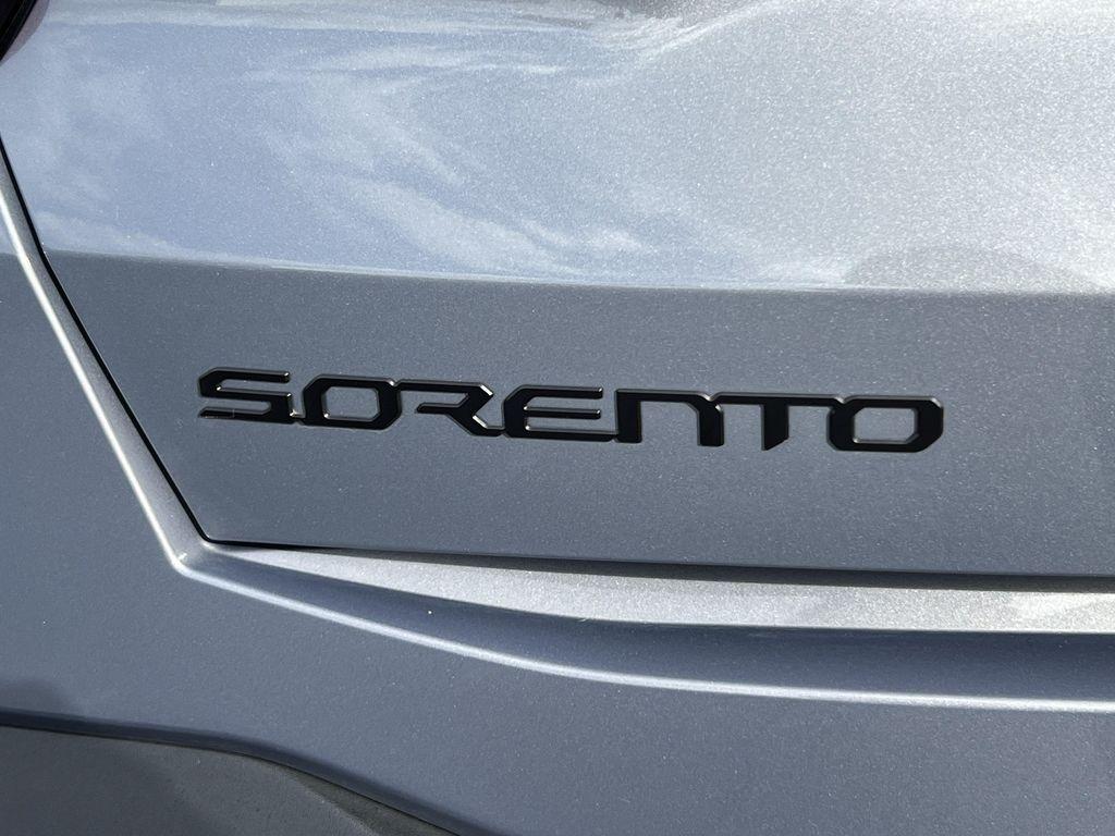 used 2025 Kia Sorento car, priced at $39,497