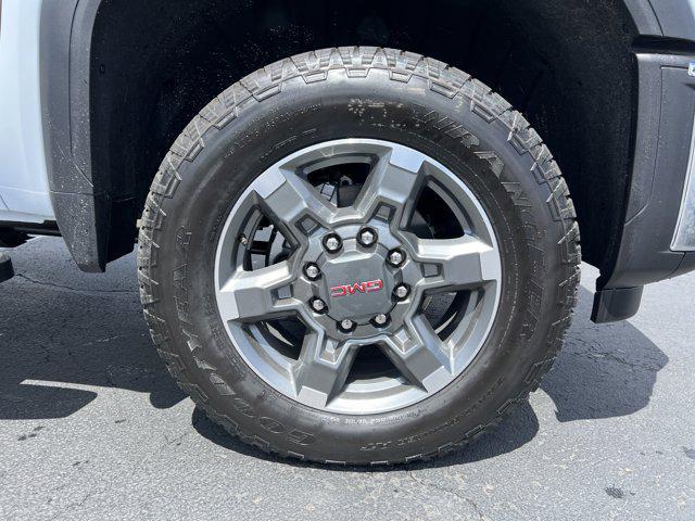 new 2026 GMC Sierra 2500 car, priced at $79,197