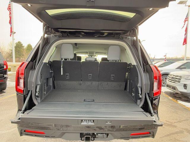 new 2026 Ford Expedition car, priced at $72,535