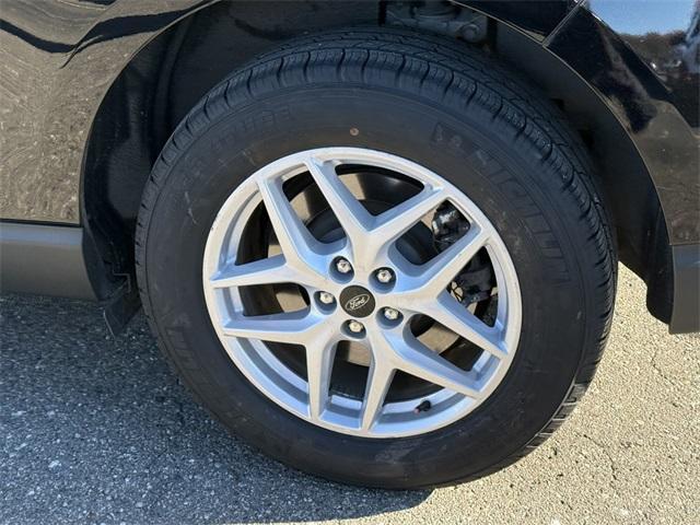 used 2024 Ford Edge car, priced at $26,998