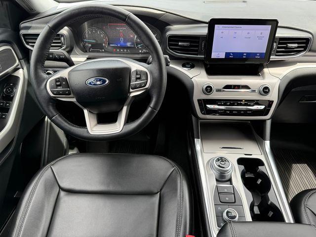 used 2024 Ford Explorer car, priced at $32,998